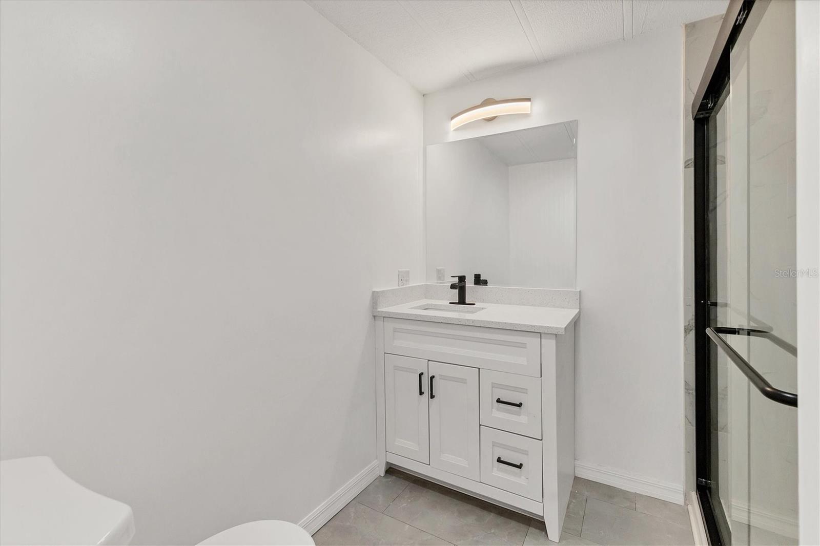 SHADOW BROOK MOBILE HOME - Residential