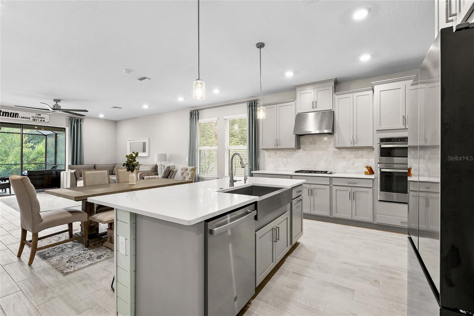 5601 BLUE REEF PLACE