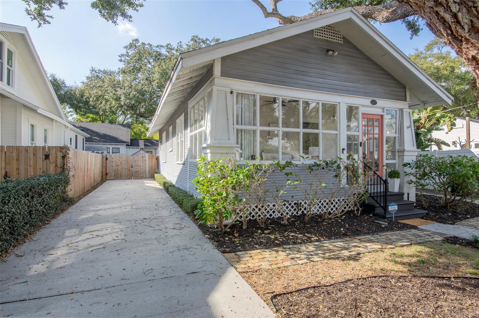 2715 S FERDINAND AVENUE