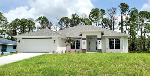 A home in PORT CHARLOTTE