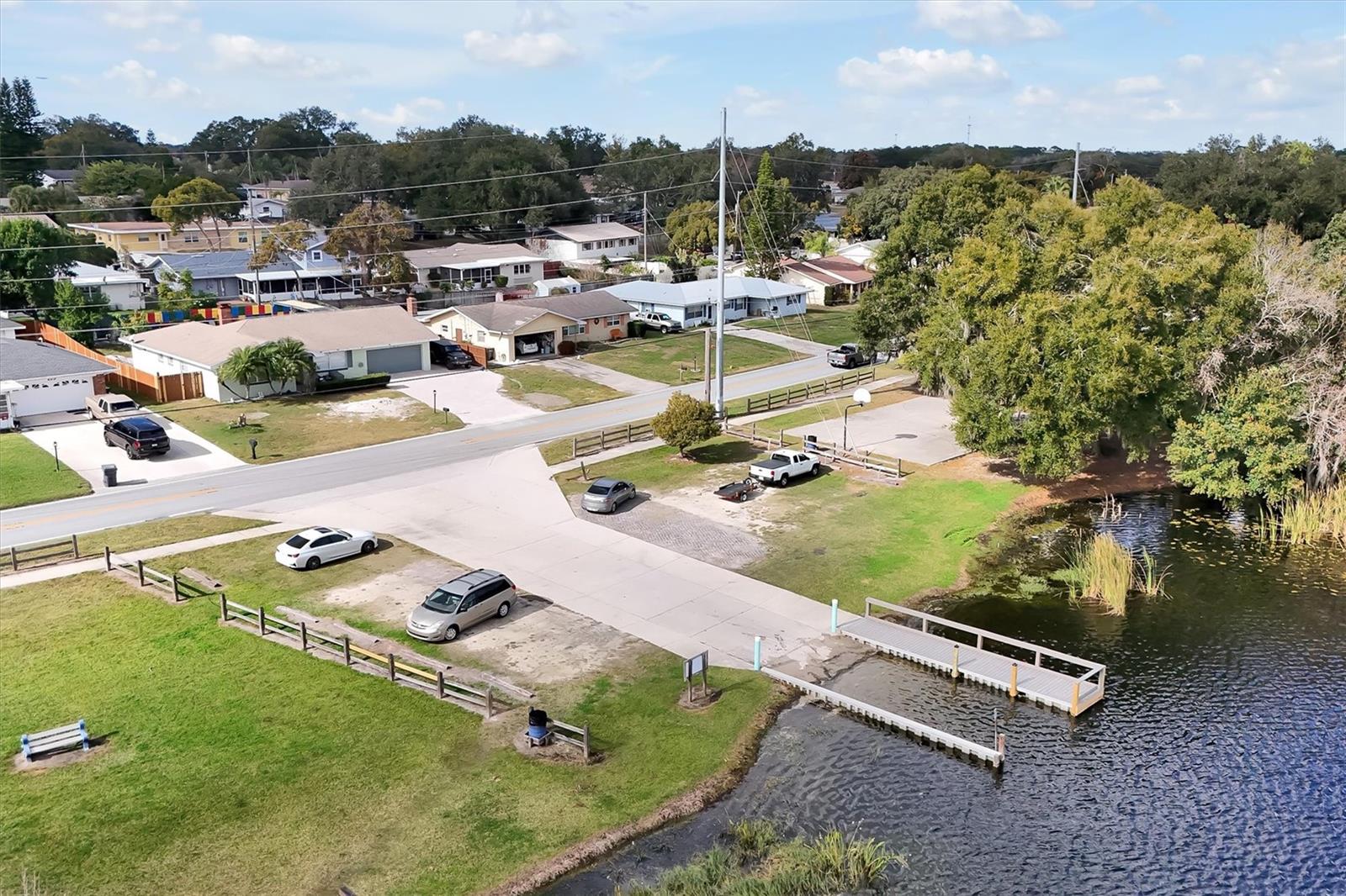 LAKE DEXTER MOORINGS - Residential