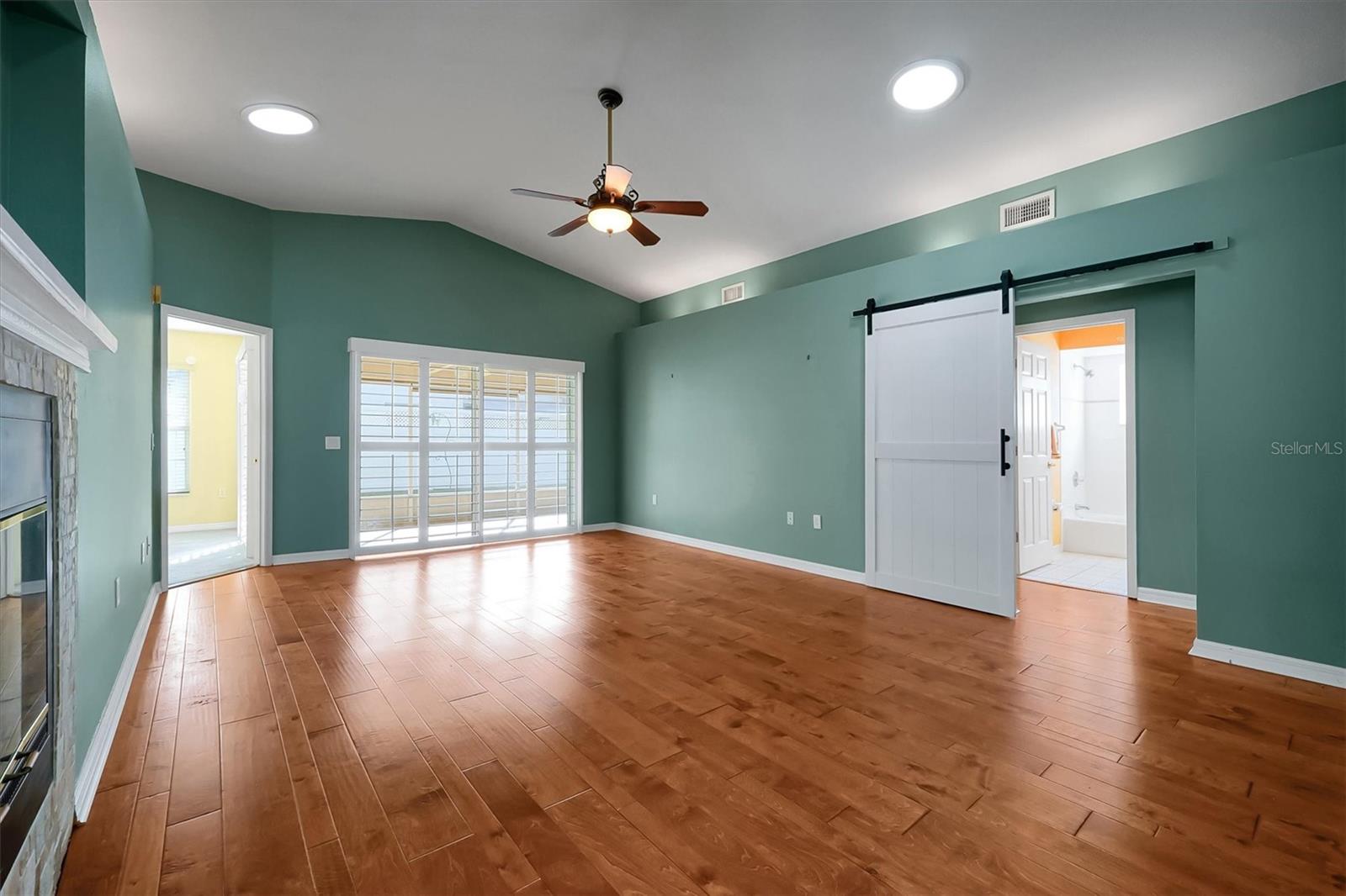 LAKE DEXTER MOORINGS - Residential