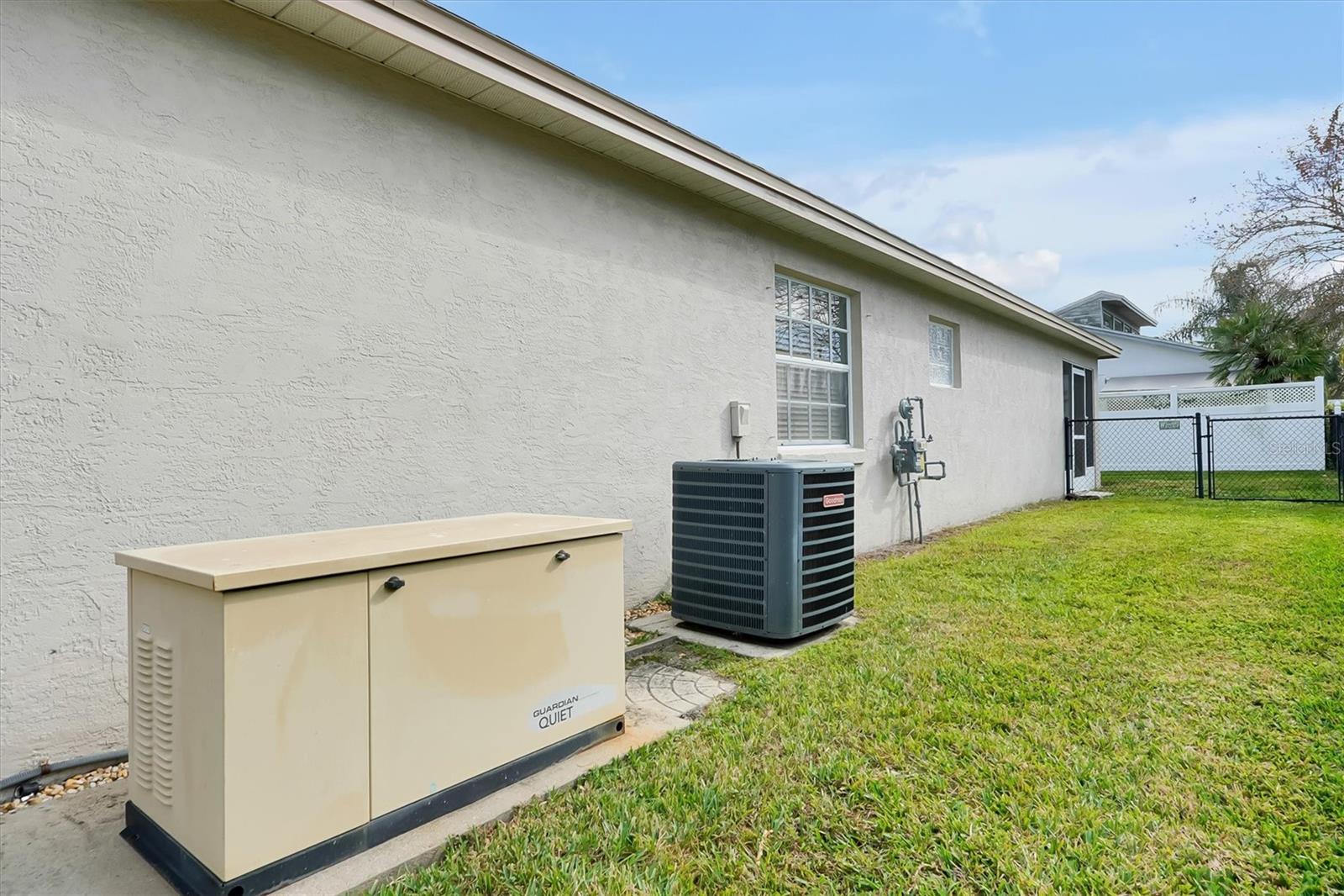 LAKE DEXTER MOORINGS - Residential