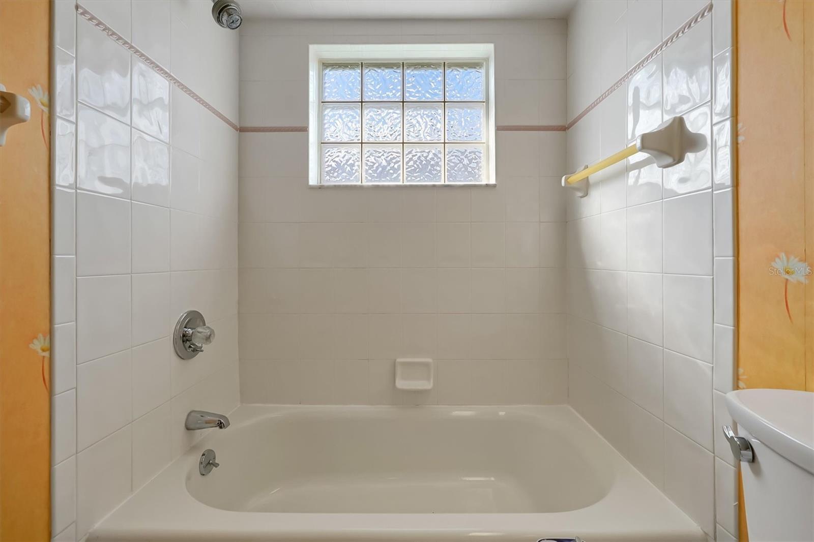 LAKE DEXTER MOORINGS - Residential