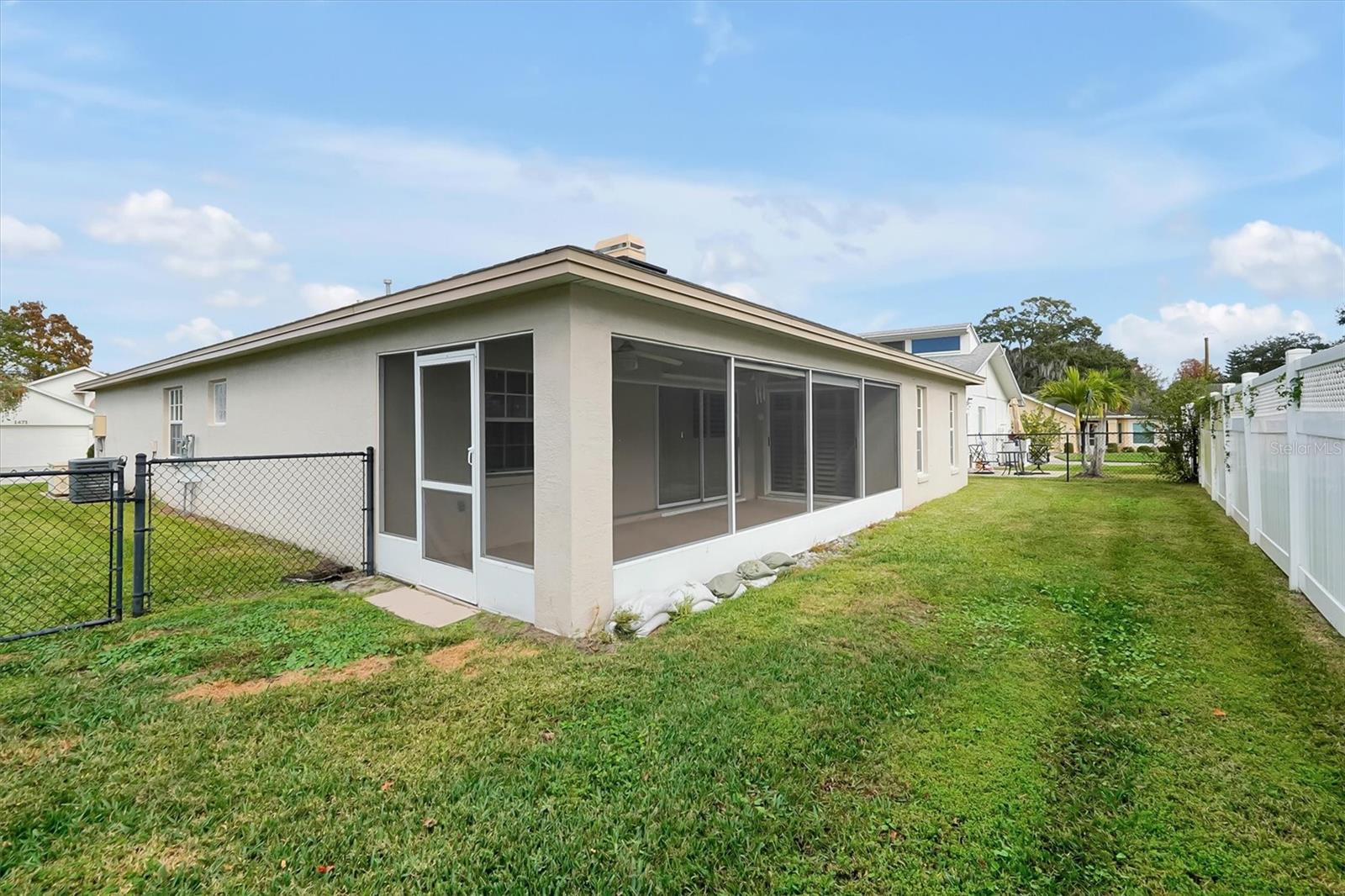 LAKE DEXTER MOORINGS - Residential