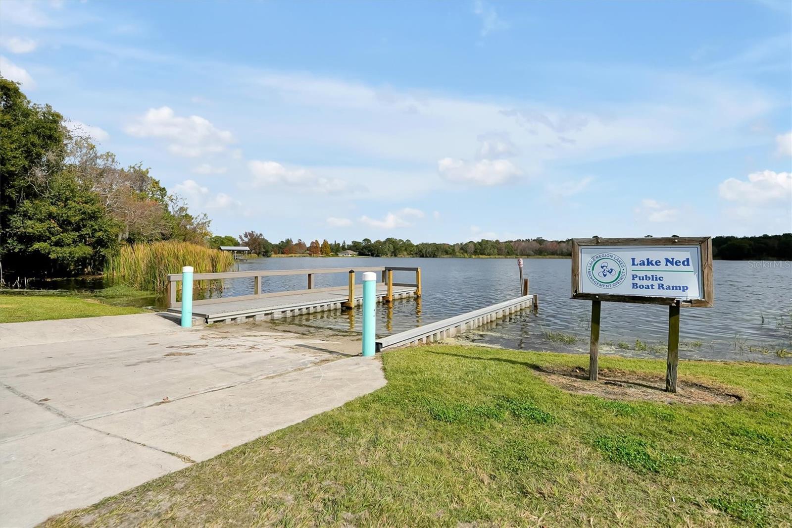 LAKE DEXTER MOORINGS - Residential