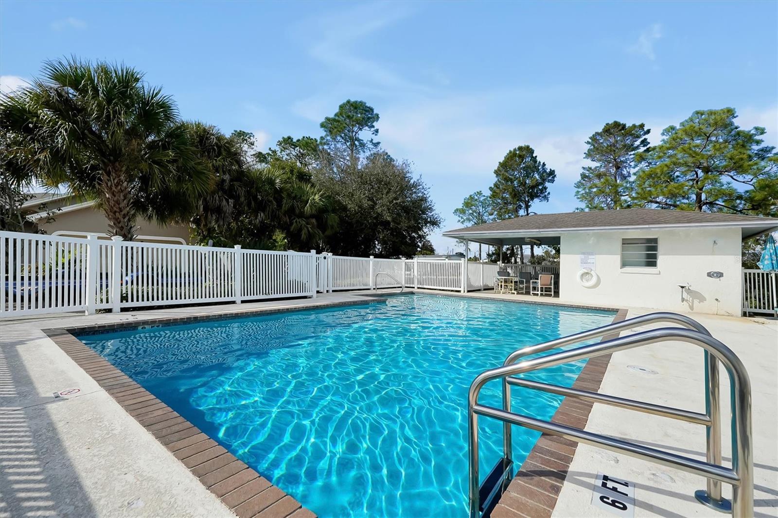 LAKE DEXTER MOORINGS - Residential