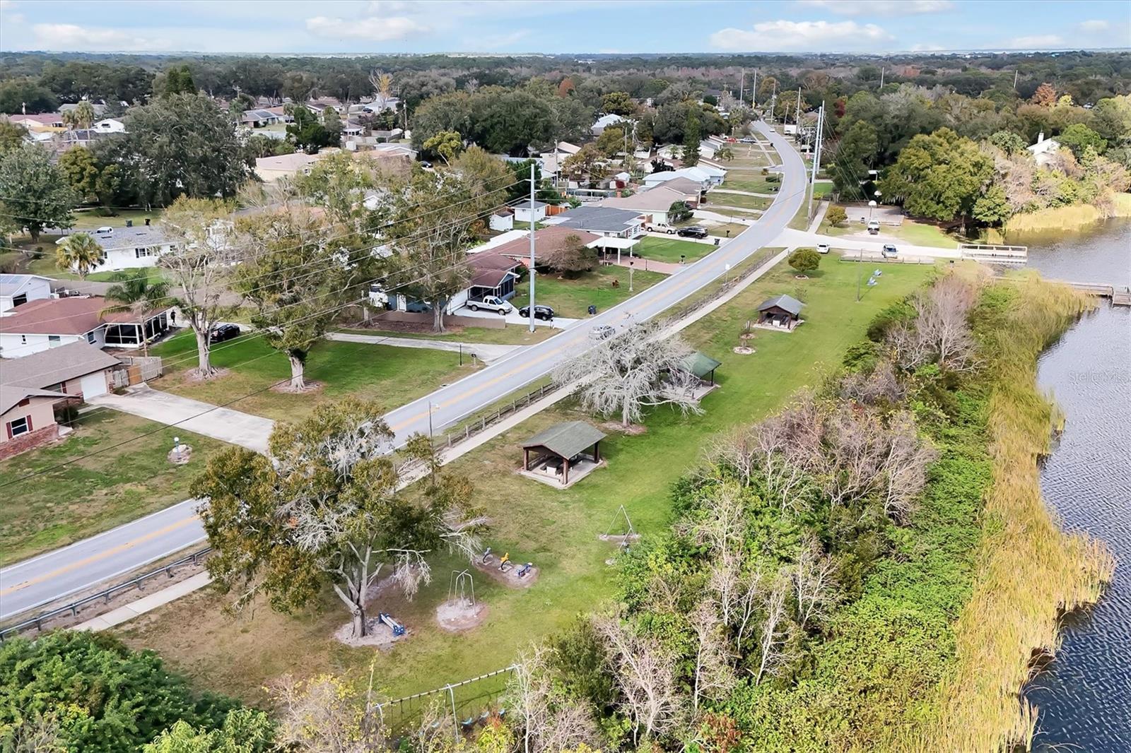 LAKE DEXTER MOORINGS - Residential