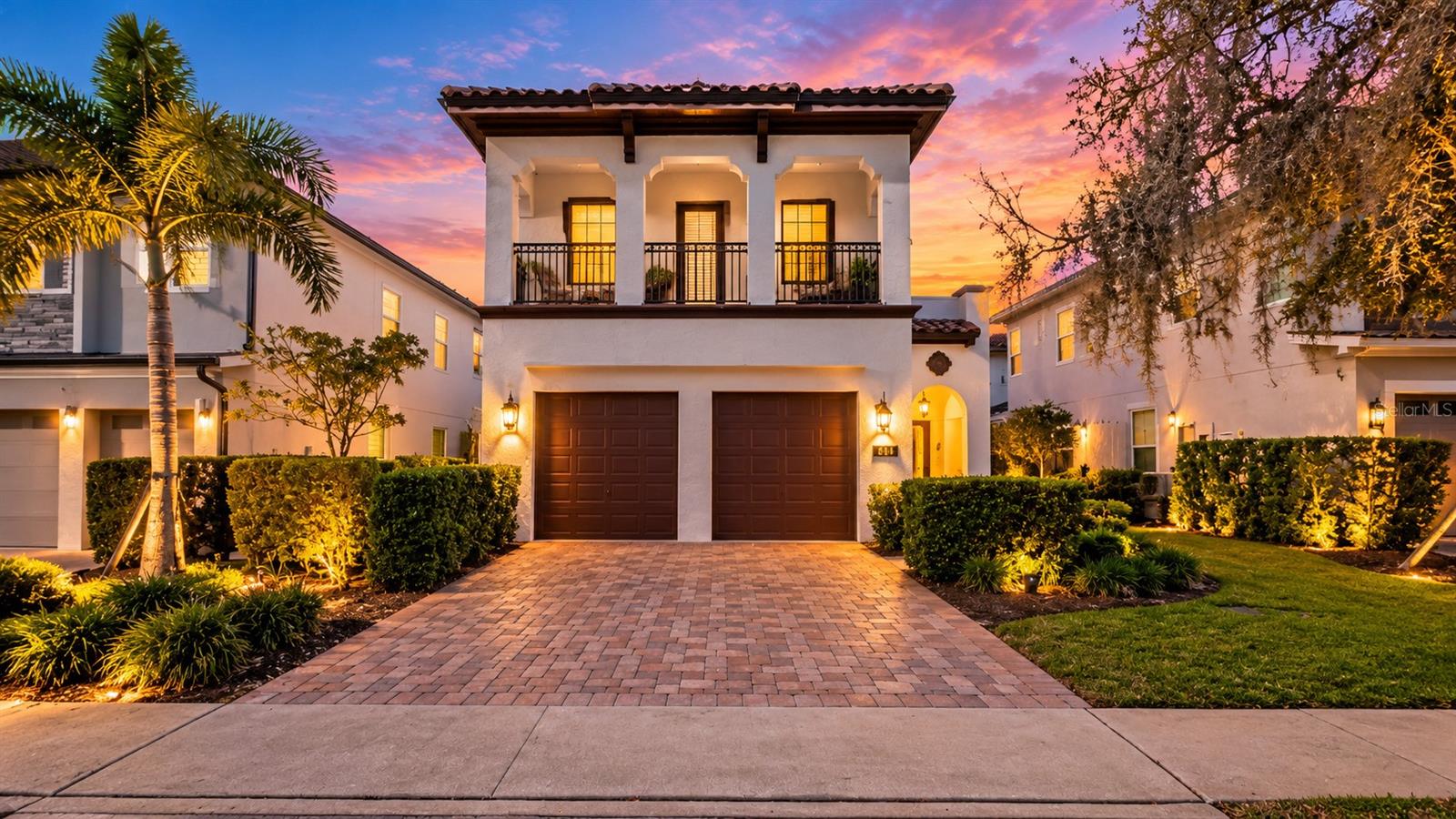 864 GOLDEN BEAR DRIVE