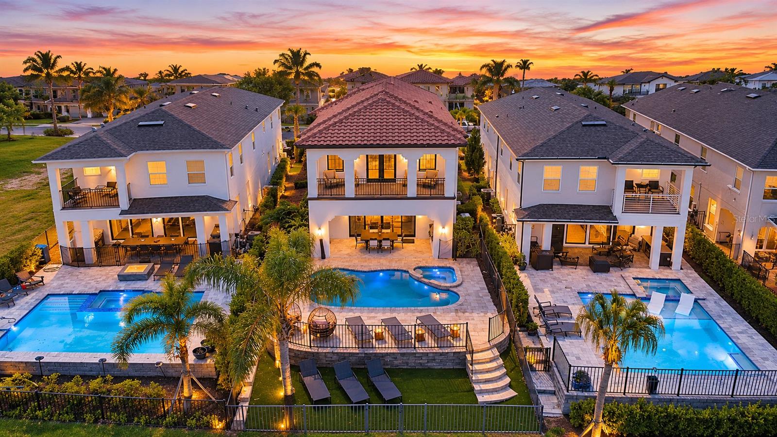 864 GOLDEN BEAR DRIVE