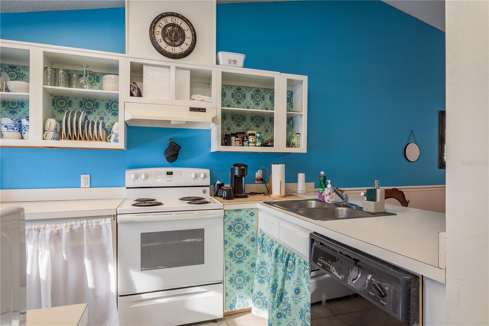 FAIRVIEW - Residential Lease