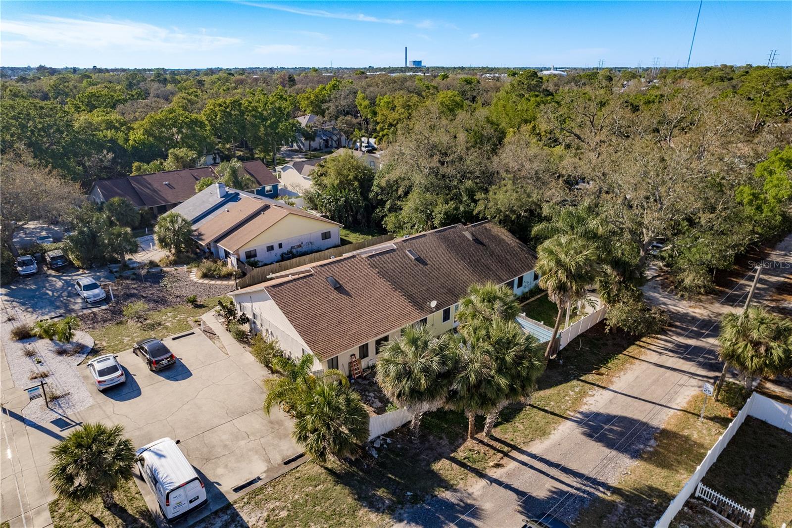 FAIRVIEW - Residential Lease