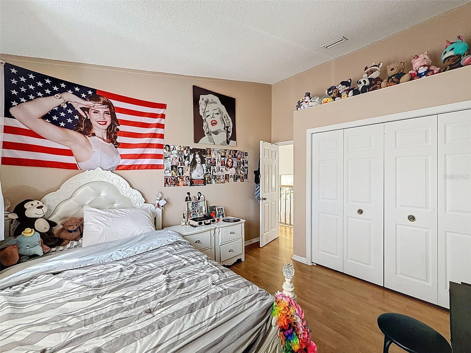 CLUBHOUSE ESTATES AT SUMMERFIE - Residential