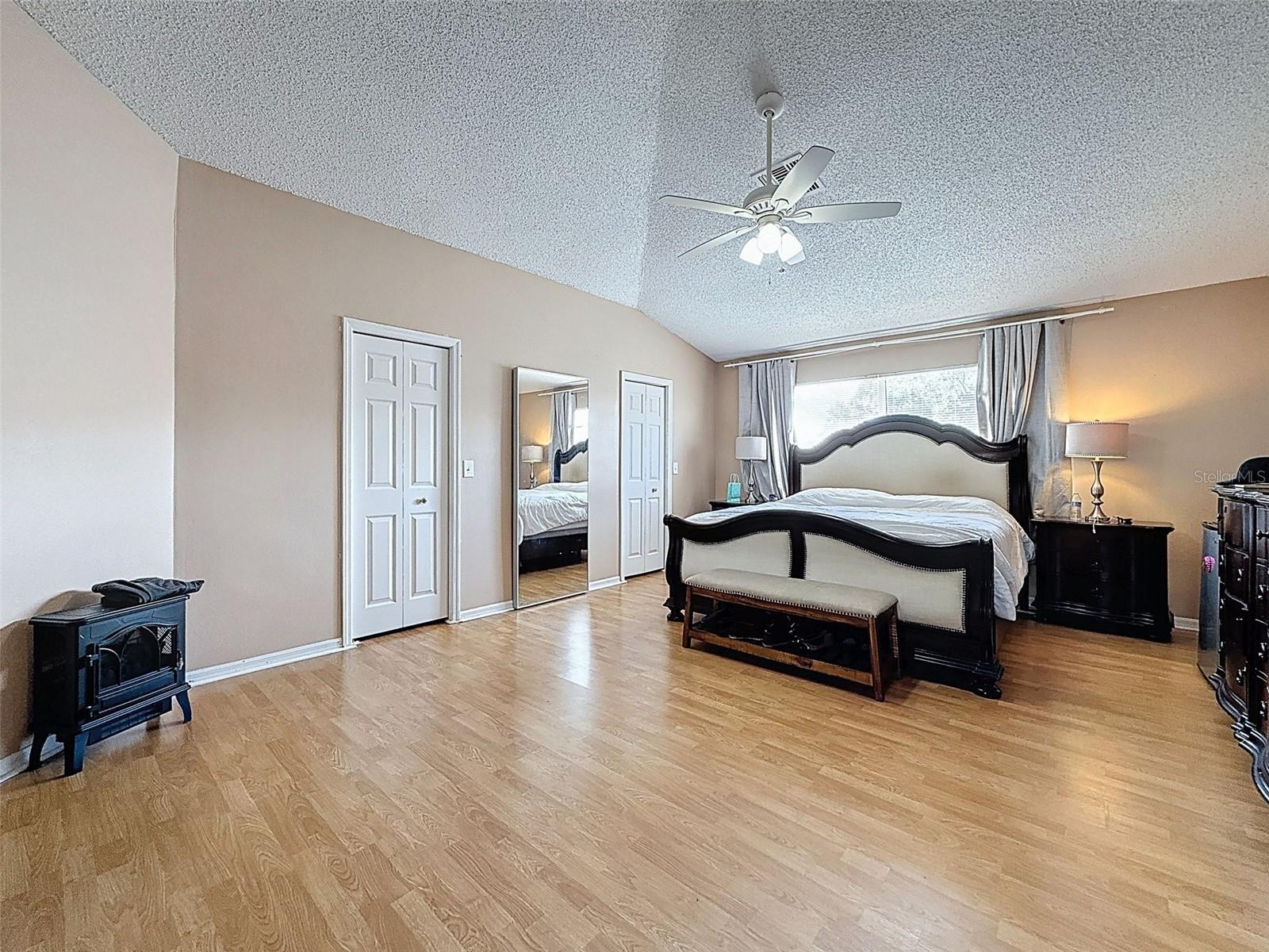 CLUBHOUSE ESTATES AT SUMMERFIE - Residential