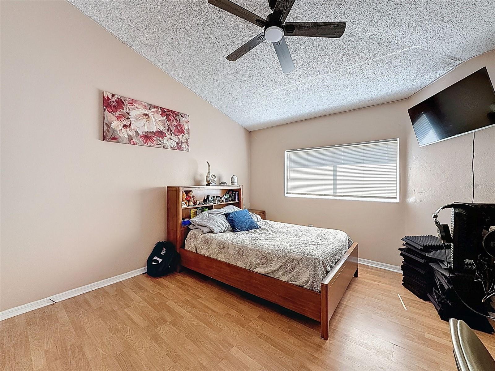 CLUBHOUSE ESTATES AT SUMMERFIE - Residential