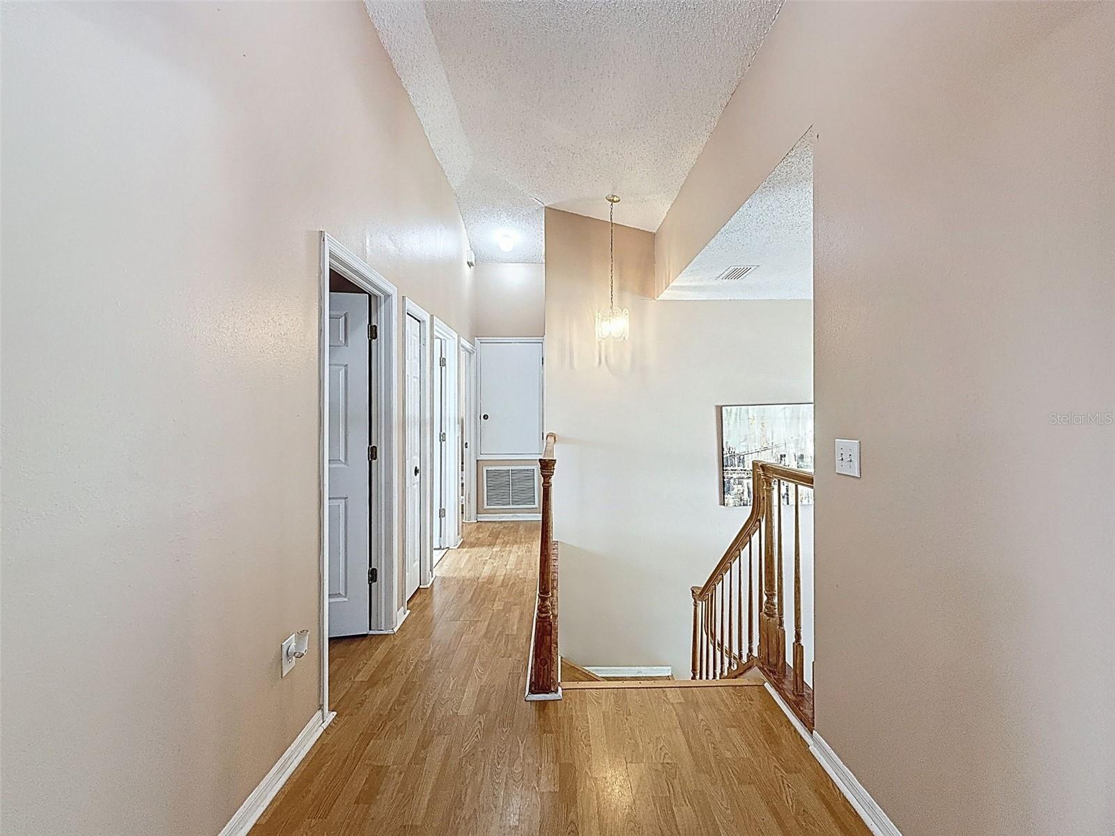 CLUBHOUSE ESTATES AT SUMMERFIE - Residential