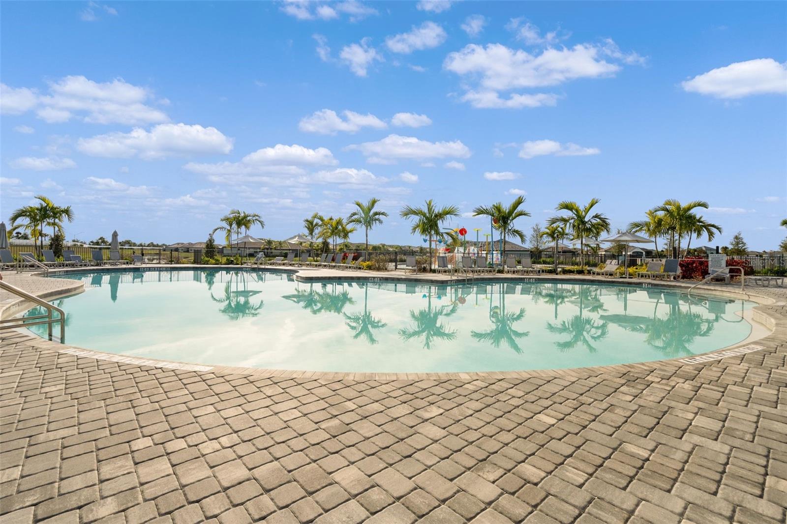 LORRAINE LAKES PH I - Residential