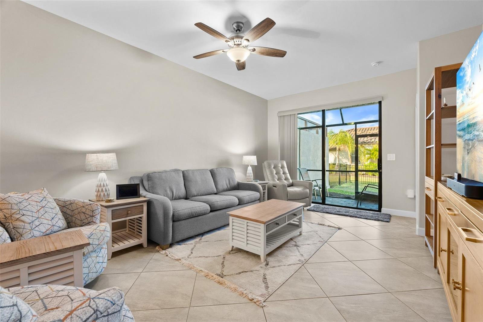 LORRAINE LAKES PH I - Residential