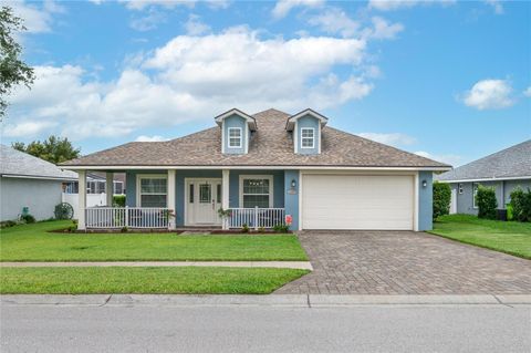 Photo of 139 Bentley Oaks Boulevard, Auburndale, FL 33823 (MLS # L4962304)