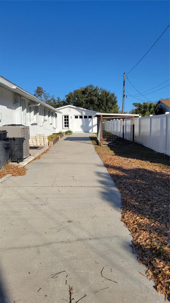 FLORIDA TROPICAL HOMESITES & LITTLE FARMS - Residential Lease