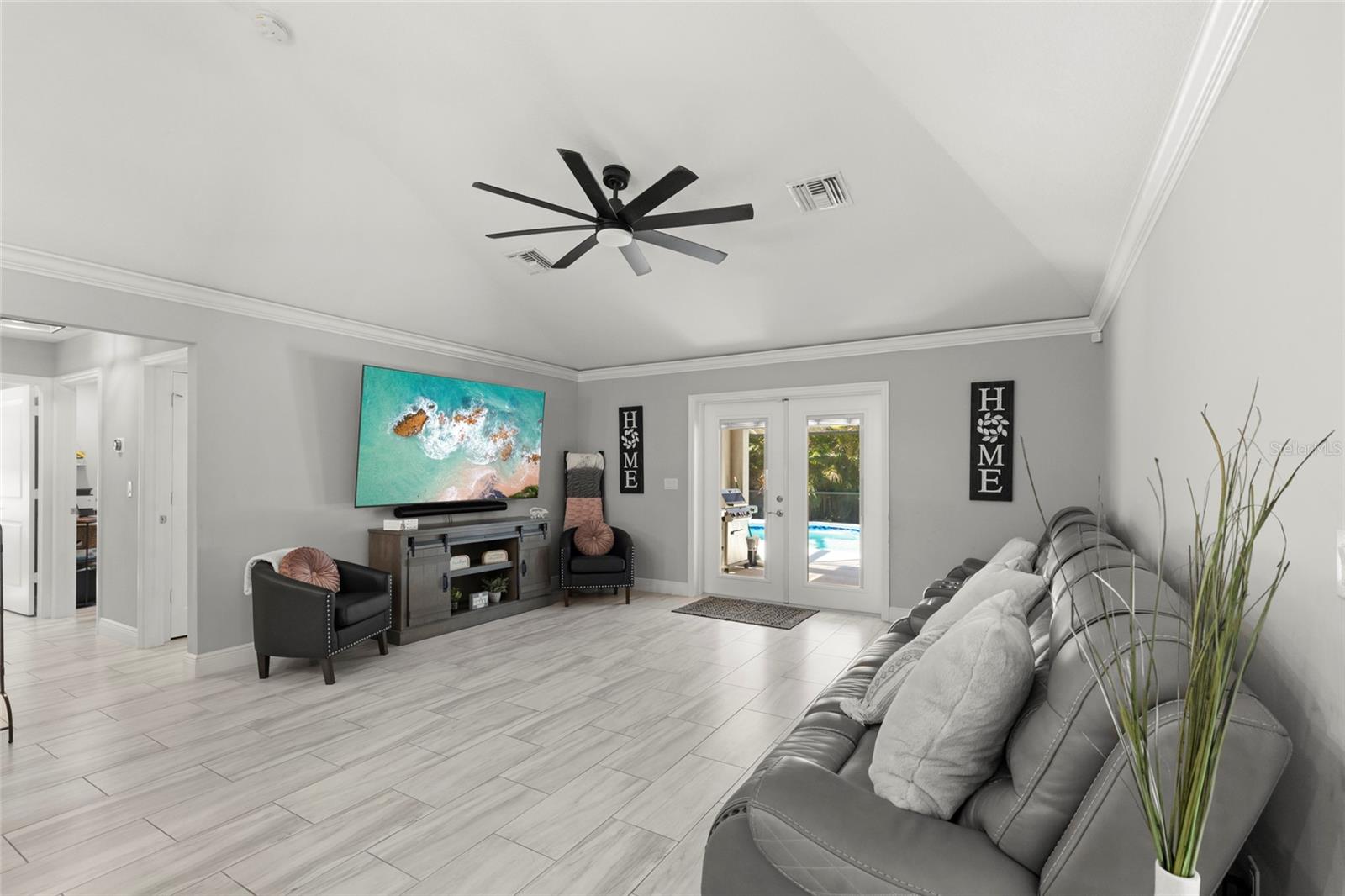 PORT ST LUCIE SEC 19 - Residential