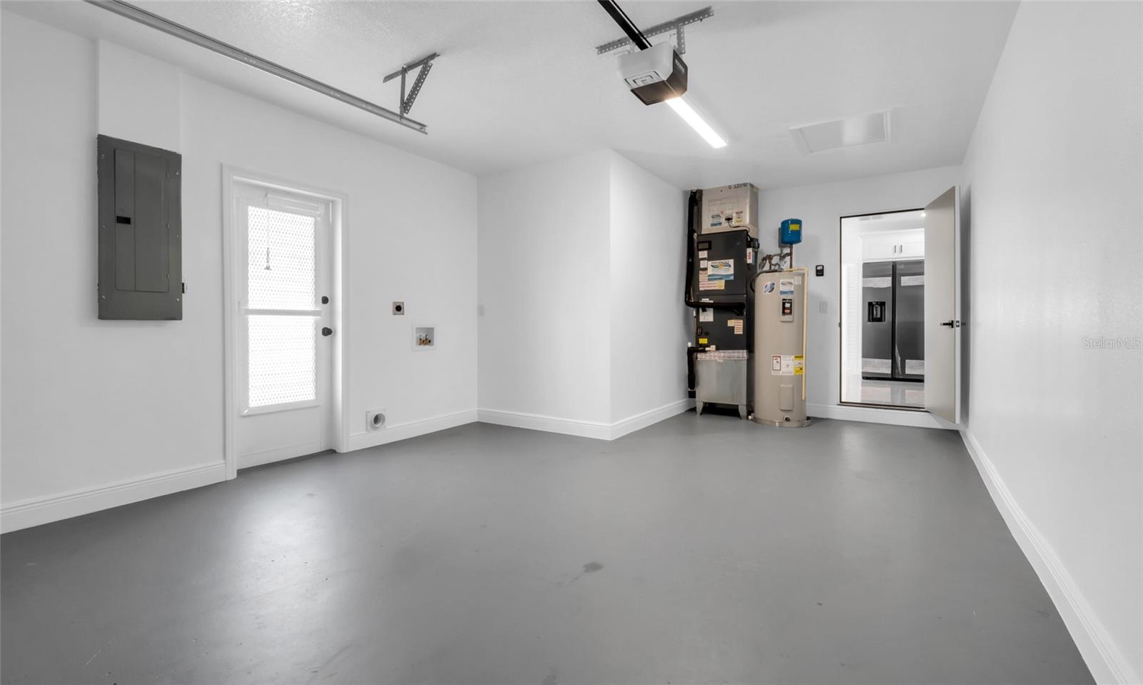 OAKHURST GROVES 2ND ADD - Residential