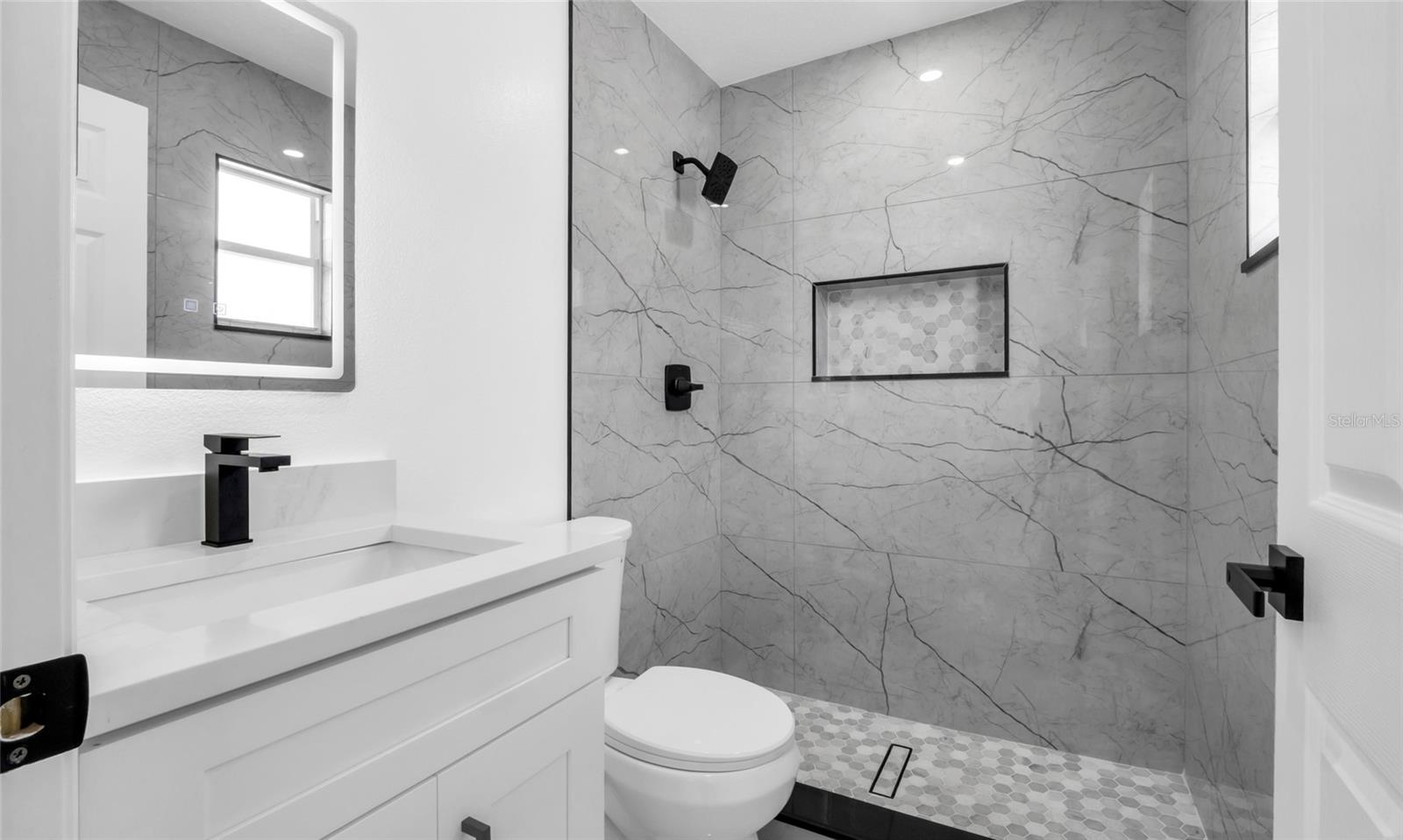 OAKHURST GROVES 2ND ADD - Residential