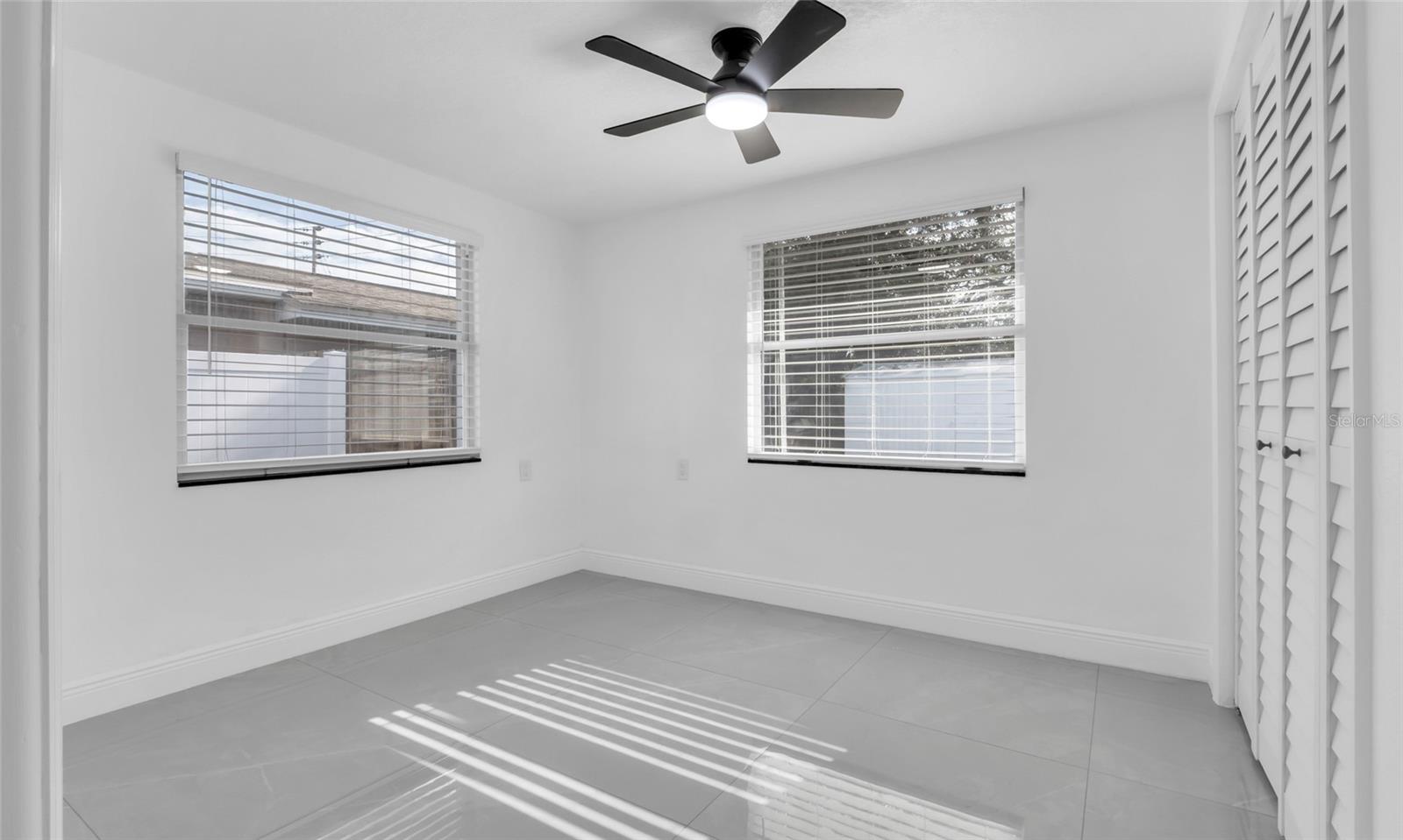 OAKHURST GROVES 2ND ADD - Residential