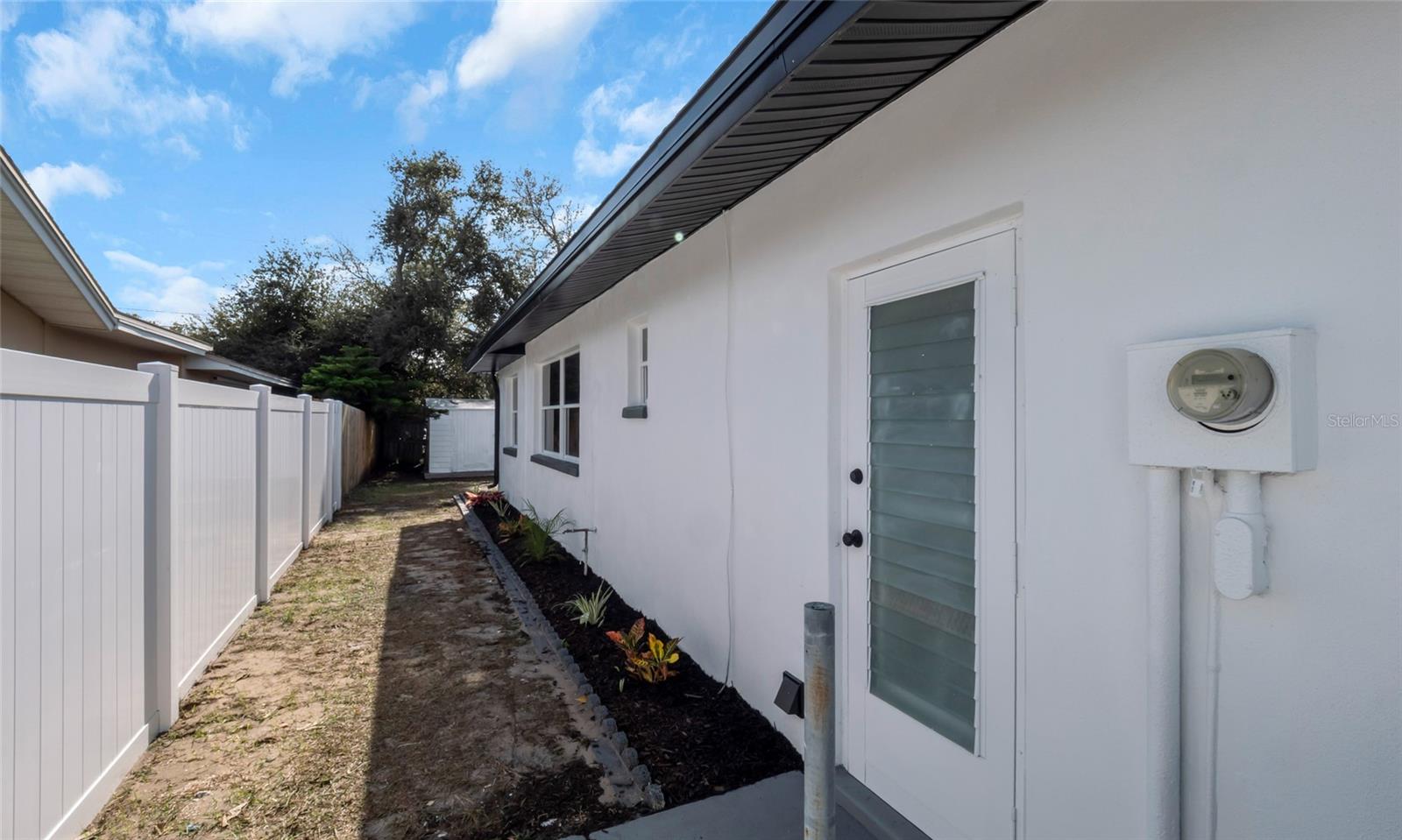 OAKHURST GROVES 2ND ADD - Residential