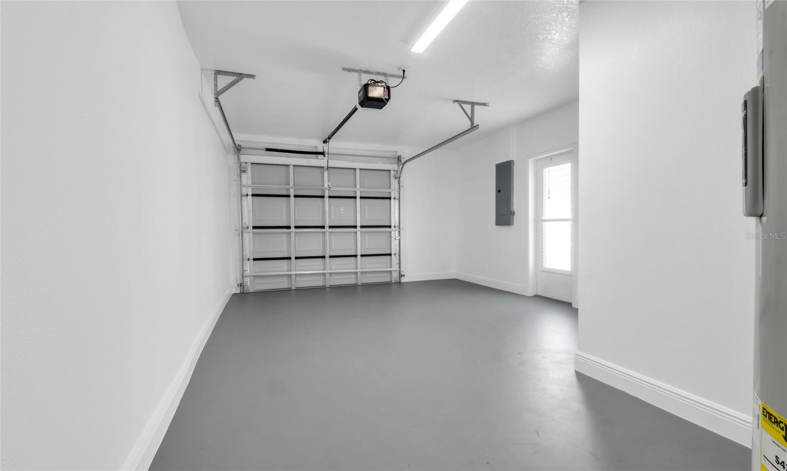 OAKHURST GROVES 2ND ADD - Residential