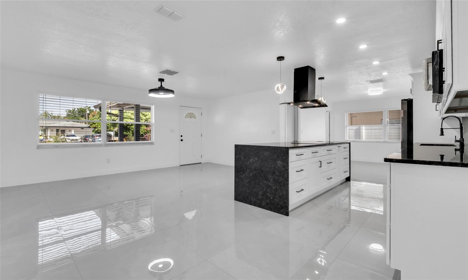 OAKHURST GROVES 2ND ADD - Residential