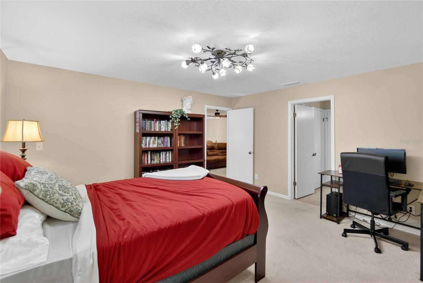 HIGHGATE IV CONDO - Residential