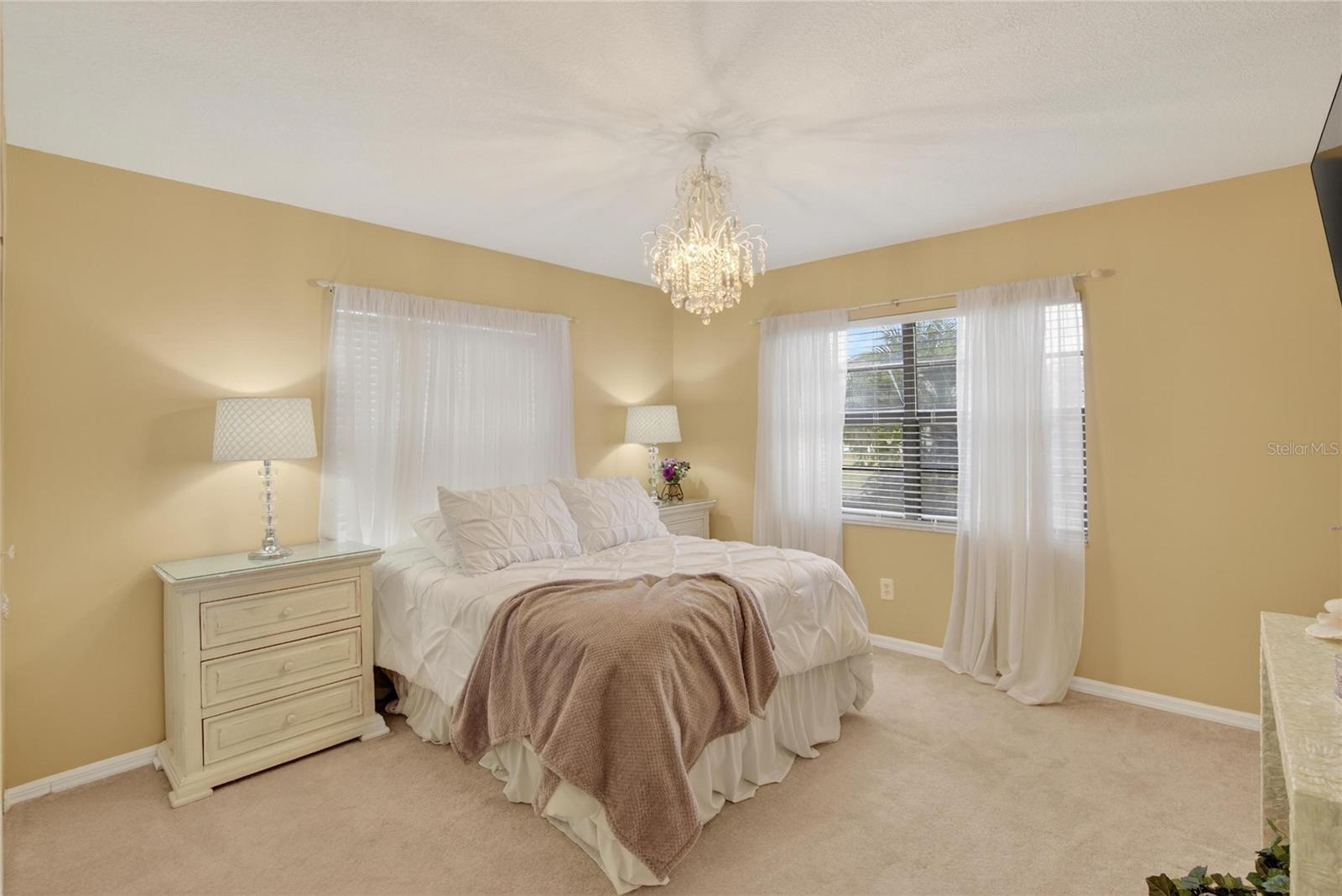 HIGHGATE IV CONDO - Residential