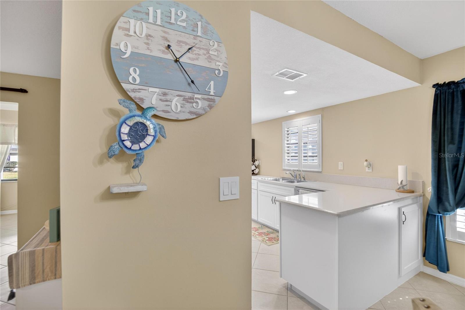 HIGHGATE IV CONDO - Residential