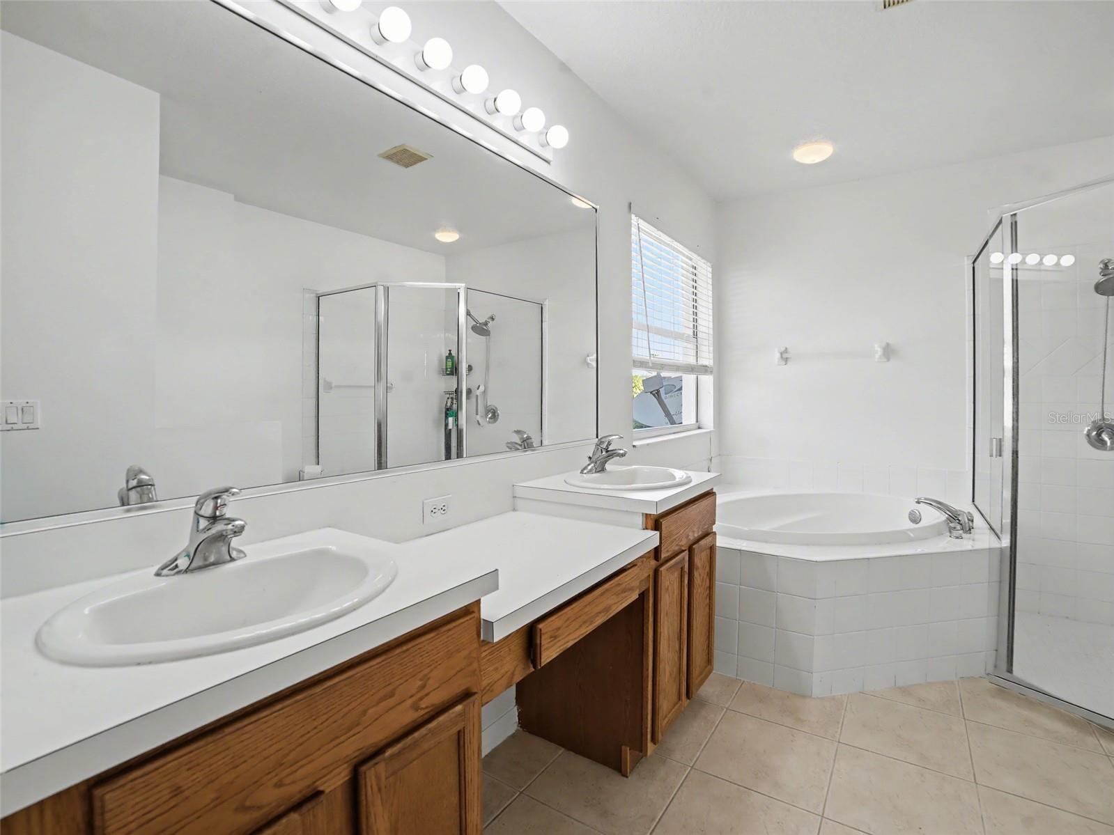 STONEYBROOK AT HERITAGE HARBOUR - Residential