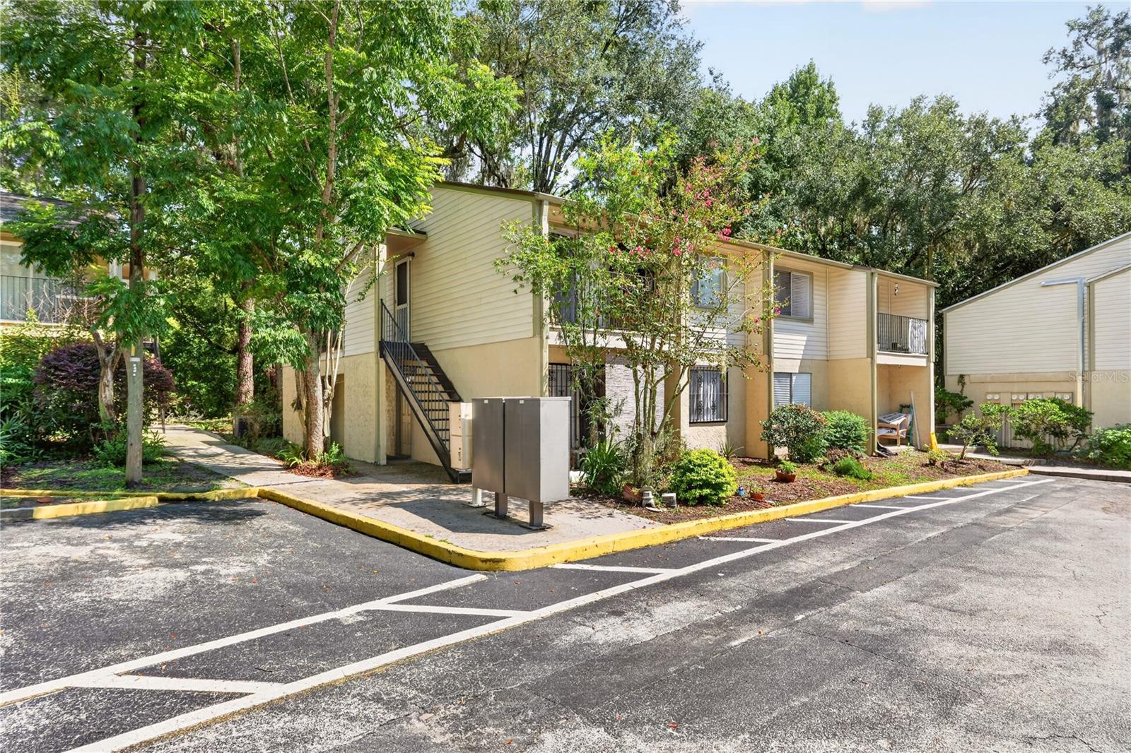 1015 SW 9TH STREET C24