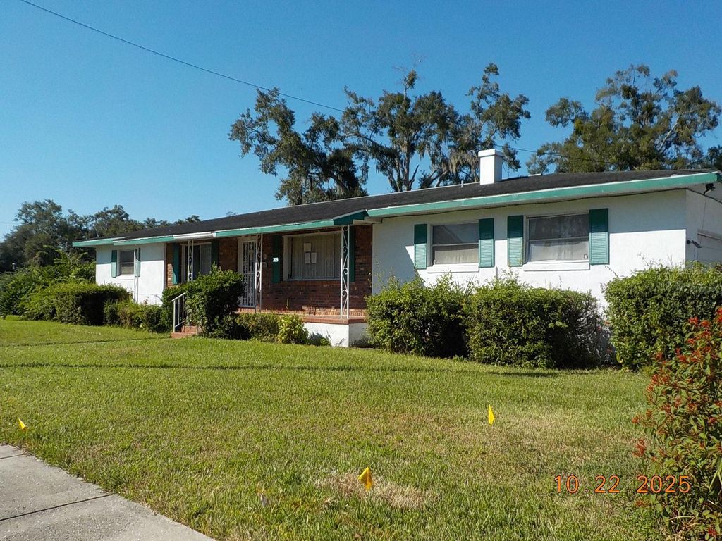 Photo of 2029 SW 5th Street, Ocala, FL 34471 (MLS # OM712244)