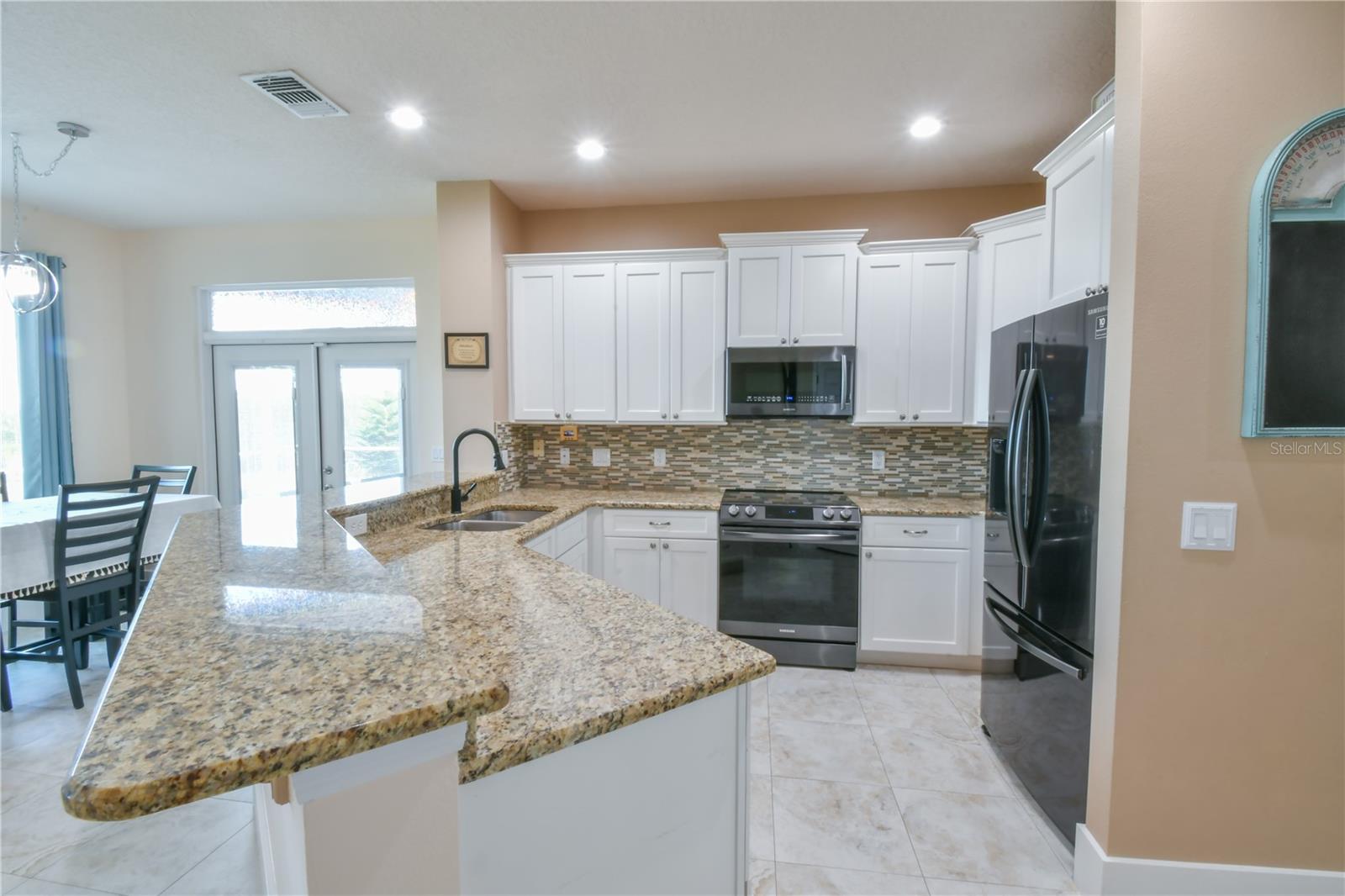 BEACON RIDGE AT LEGENDS - Residential