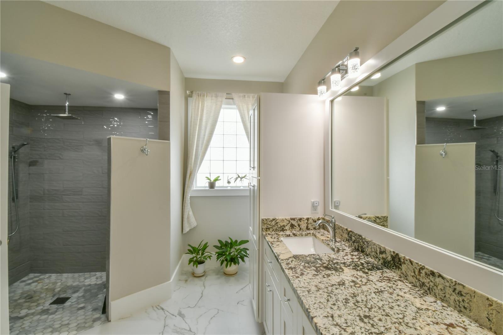 BEACON RIDGE AT LEGENDS - Residential