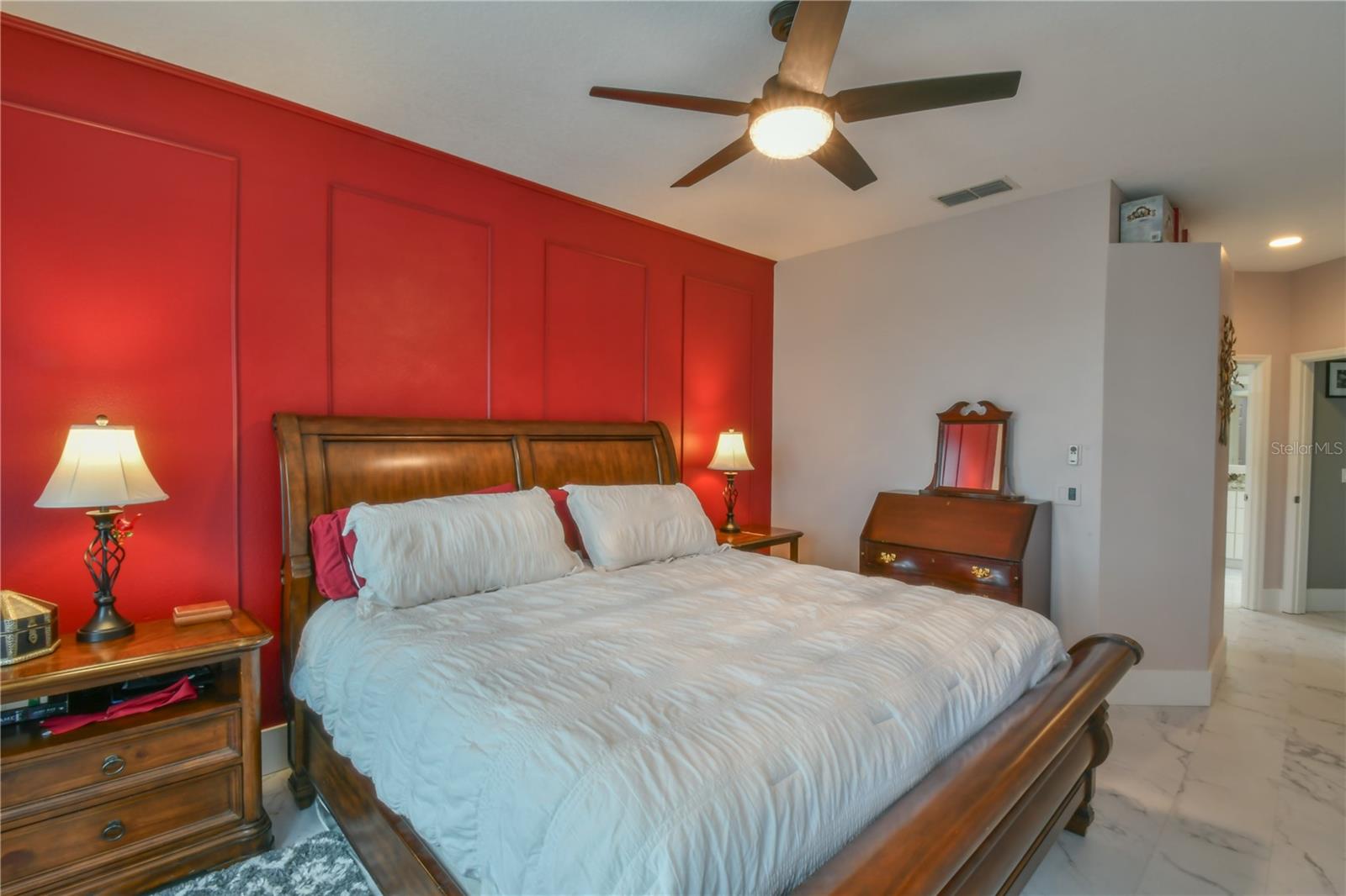 BEACON RIDGE AT LEGENDS - Residential