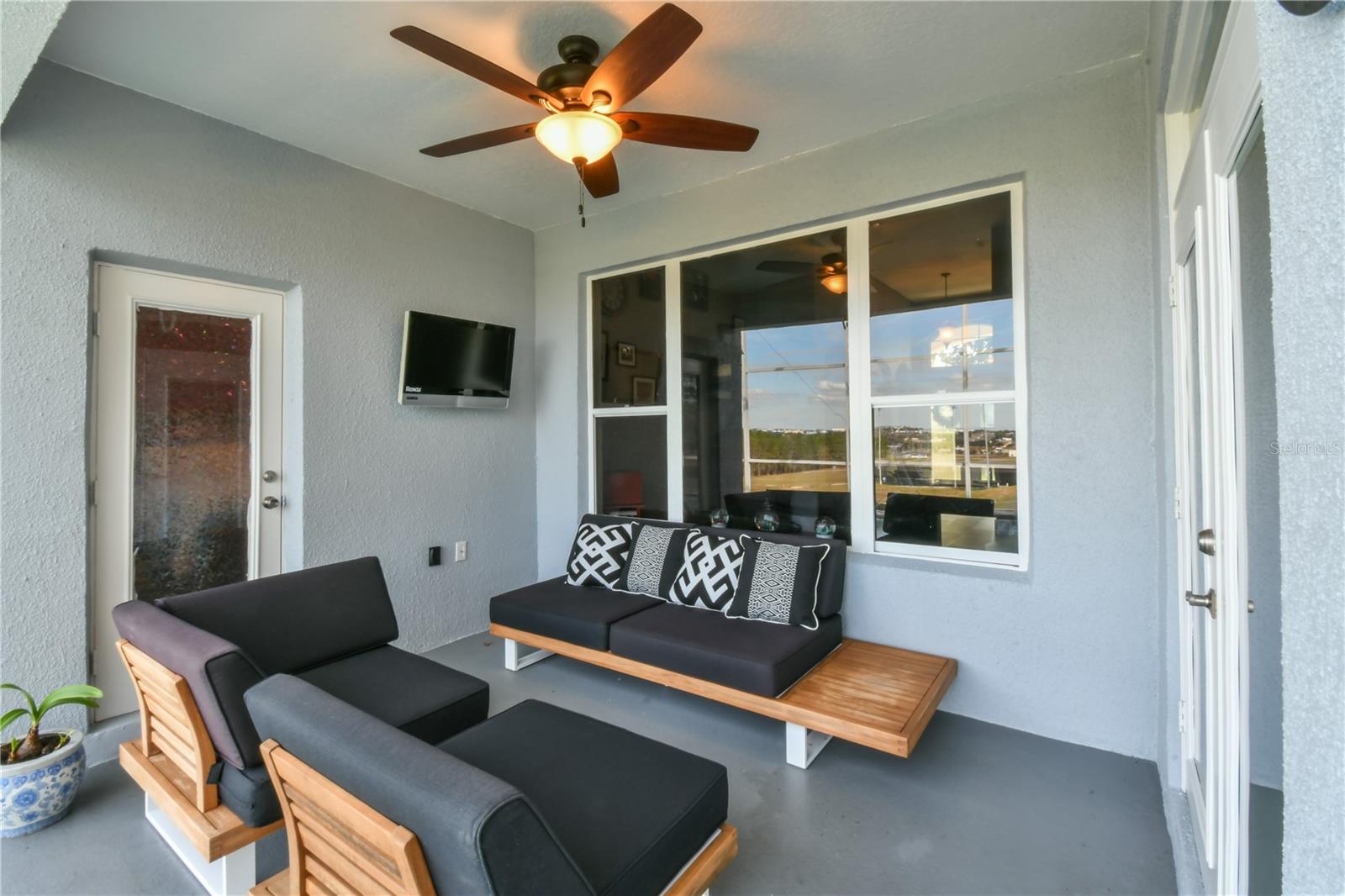 BEACON RIDGE AT LEGENDS - Residential