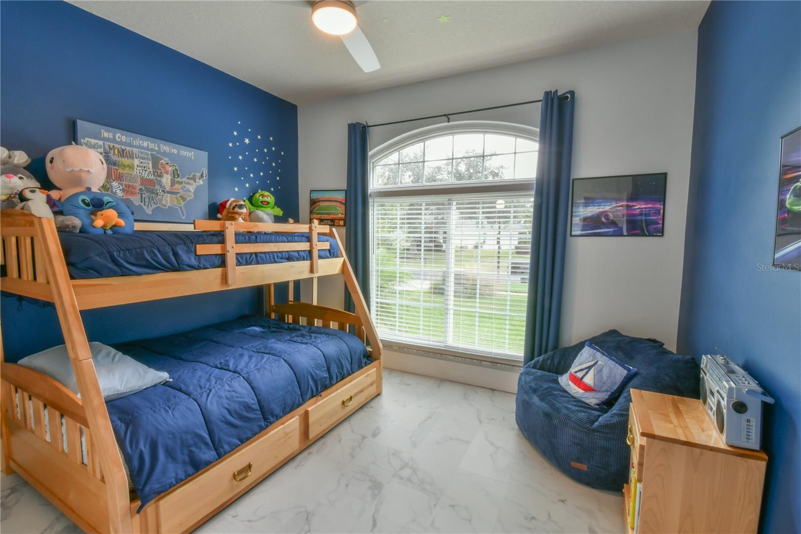 BEACON RIDGE AT LEGENDS - Residential