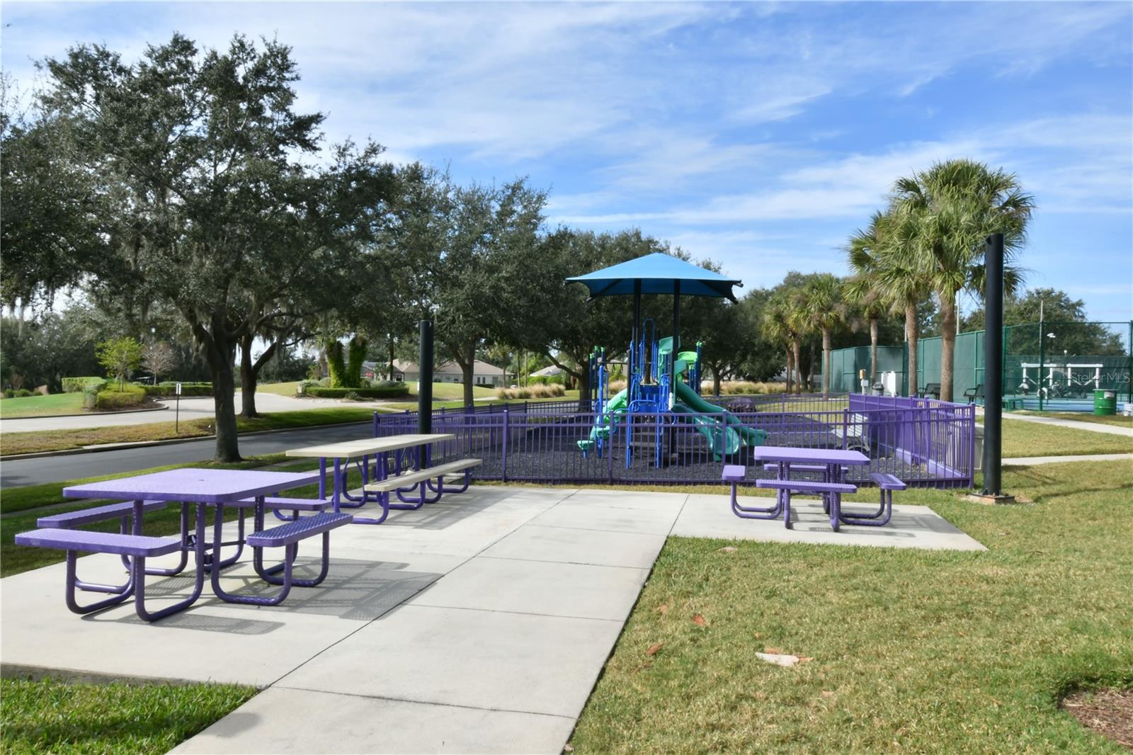 BEACON RIDGE AT LEGENDS - Residential