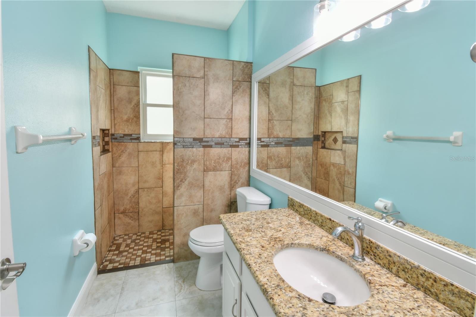 BEACON RIDGE AT LEGENDS - Residential