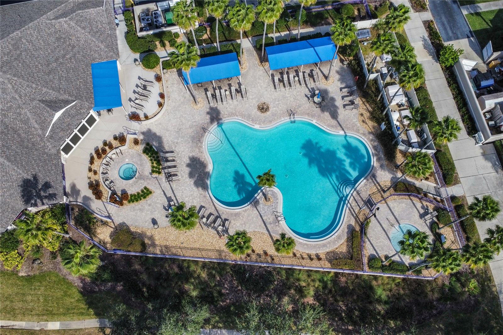 BEACON RIDGE AT LEGENDS - Residential