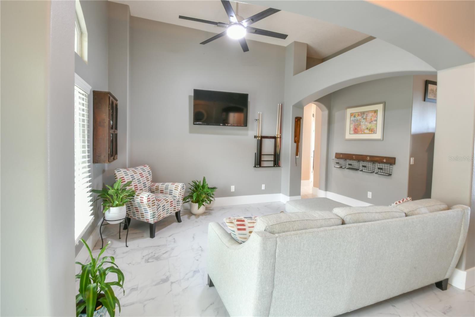 3862 BEACON RIDGE WAY