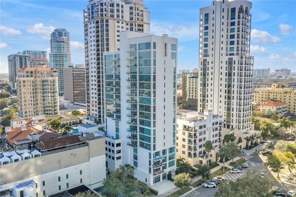 Photo of 176 4th Avenue NE #1101, St Petersburg, FL 33701 (MLS # TB8544749)