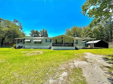 A home in LAKELAND