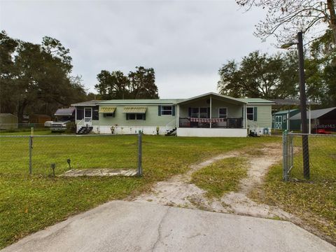 A home in LAKELAND