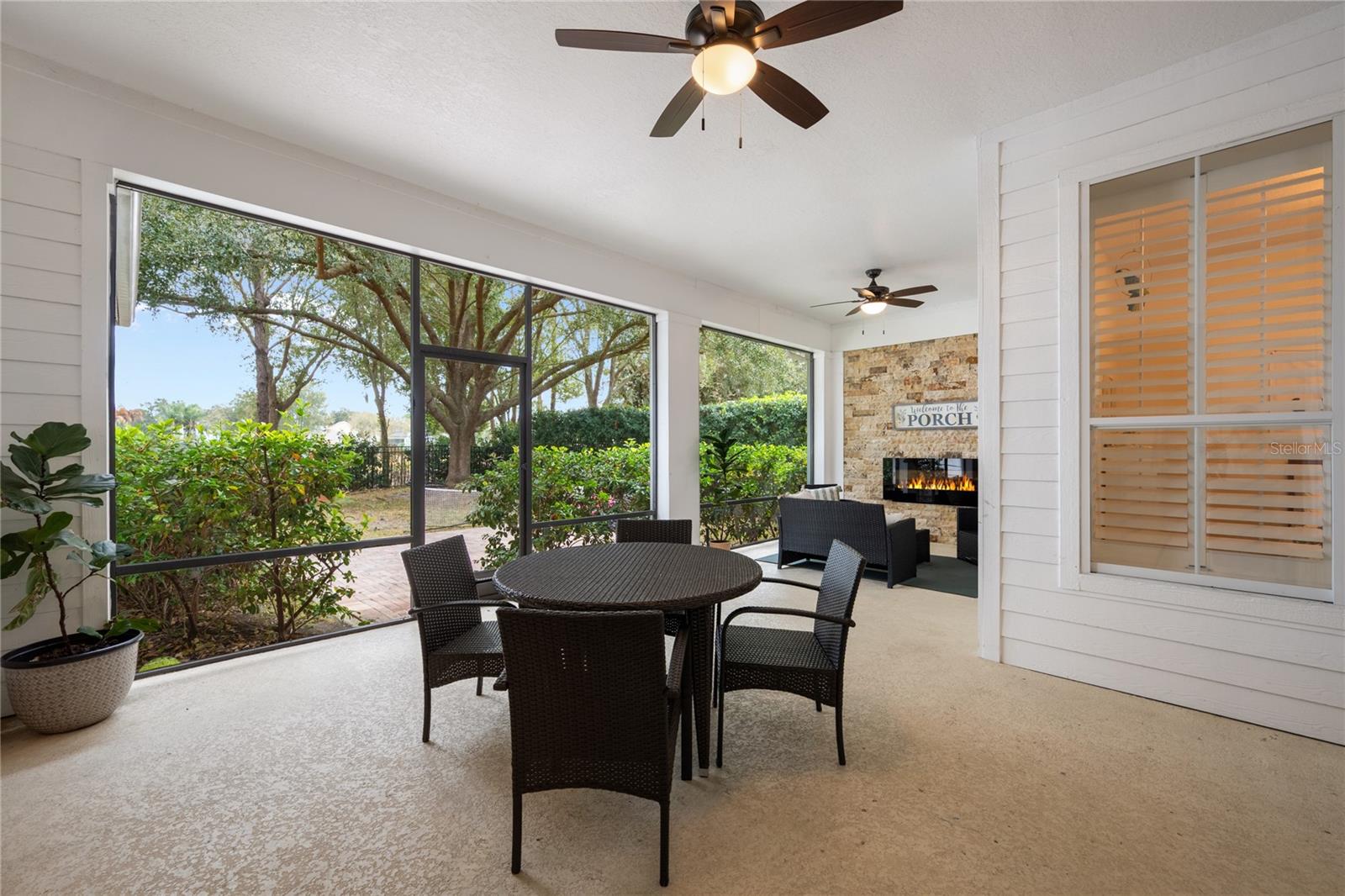 KEENES POINTE - Residential